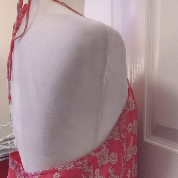 GAP pink paisley silk halter dress. Large - Picture 4 of 10